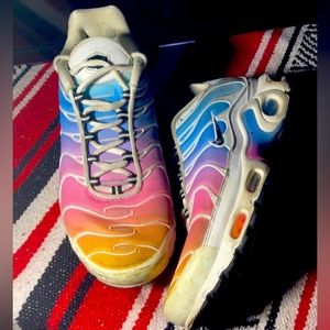 Nike shoes for women’s